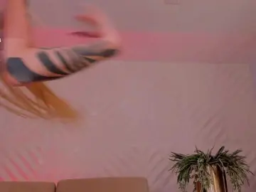 Bongacams Best live sex cam show of HannaConnor