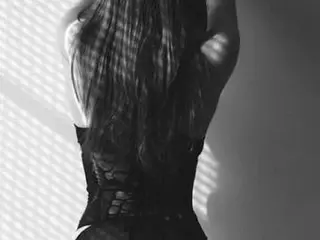Hennesy-Camila