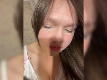 Bongacams Sex Cam of Cute-Lolly