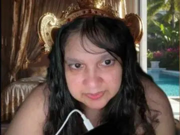 Bongacams Sex Cam of DUMBHOEMELANIE