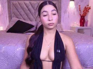 Bongacams Nude Webcam of Bella-martini