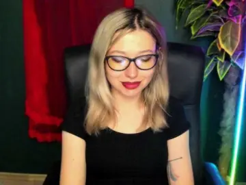 Bongacams Adult Webcams of xxHeidiLove