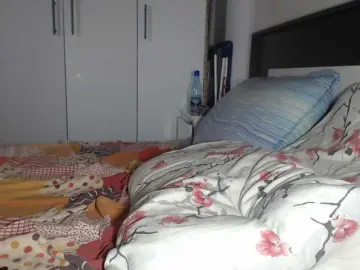 Bongacams Sex Chat of petitedanielle