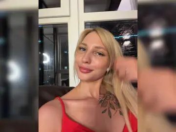 Bongacams Best live sex cam show of EwaBrown