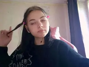 Cam4 Live Porn of HildredBiel
