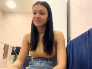 Cam4 Nude Webcam of AvrilVillane