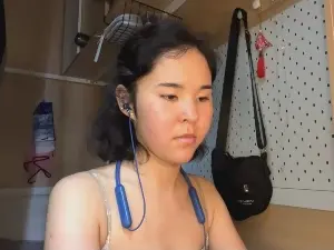 Cam4 Live Porn of KyongOubre