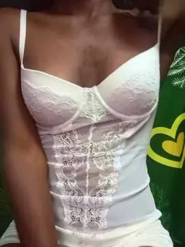 Cam4 Adult Video Chat of alexiah3