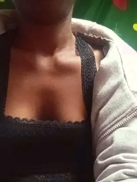 Cam4 Sex Cam of alexiah3