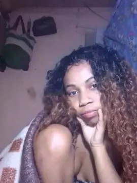 Cam4 Nude Webcam of Rowane1