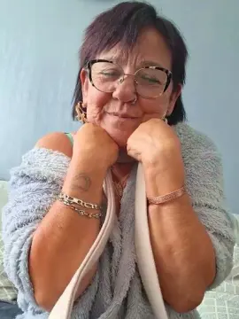 Cam4 Free Live Porn of Babylove54