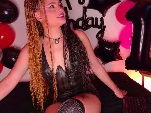 Cam4 Free Porn Cam of Camilaandrade_