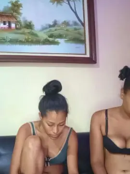 Cam4 Private Sex Chat of Monica2702