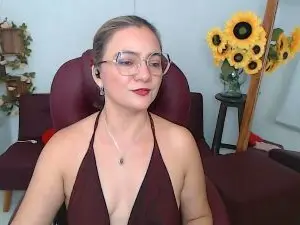 Cam4 Free Porn Cam of ana_milf