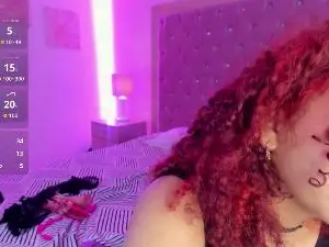 Cam4 Watch Live Sex Cams of CoralineRed