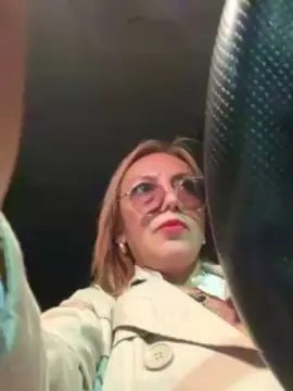 Cam4 Private Sex Chat of charlotte_milf3