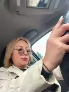 Cam4 Best live sex cam show of charlotte_milf3