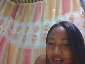 Cam4 Private Sex Chat of Loulouhottie