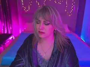 Cam4 Live Sex of CandyLadyyy