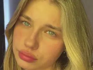 Cam4 Free Live Porn of LindseyWatah