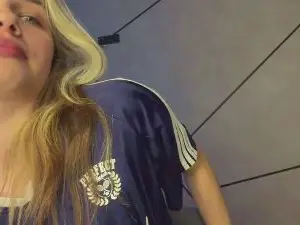 Cam4 Watch Live Sex Cams of LindseyWatah