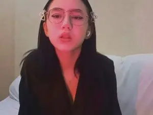 Cam4 Free Porn Cam of JuliaMaugeri