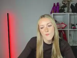 Cam4 Sex Cam of EvelynBlond
