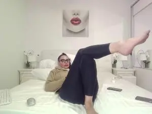 Cam4 Watch Live Sex Cams of alisonya
