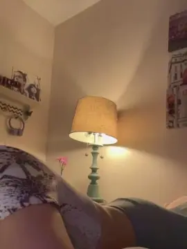 Cam4 Free Live Porn of 90scherrypop_