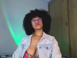 Cam4 Adult Webcams of Blackandmagic_