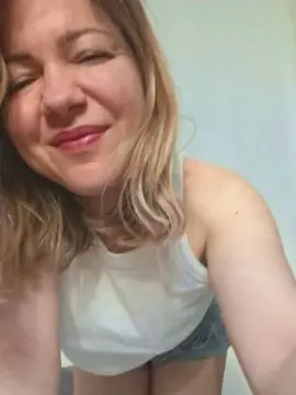 Cam4 Live Sex Cam of Malika025