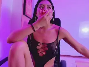 Cam4 Private Sex Chat of Chloe_Martini