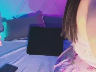 Camsoda Free Porn Cam of emmajohnss