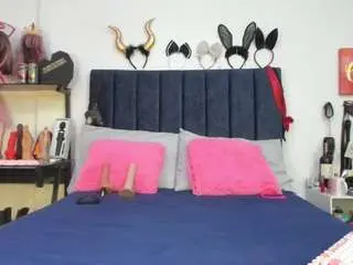 Camsoda Live Sex Cam of emmily-giraldo