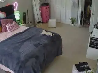 Camsoda Live Sex Cam of voyeurcam-house-charleys-room