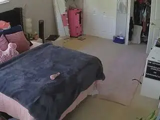 Camsoda Adult Webcam of voyeurcam-house-charleys-room