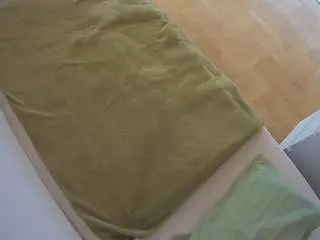 Camsoda Watch Live Sex Cams of voyeurcam-julmodels-greybed-2