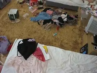 Camsoda Live Porn of voyeurcam-julmodels-whitebed-5