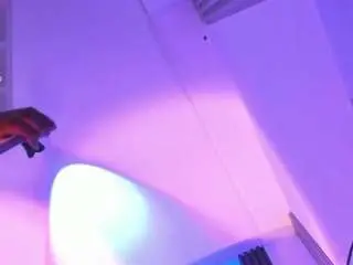 Camsoda Nude Webcam of emii-brown