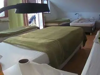 Camsoda Best Webcam of voyeurcam-julmodels-bed-2
