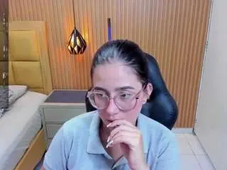 Camsoda Nude Webcam of samantha-fiore