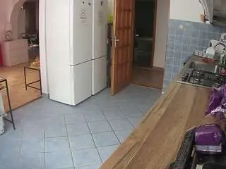 Camsoda Nude Webcam of voyeurcam-julmodels-kitchen