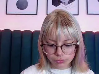 Camsoda Watch Live Sex Cams of velori-fg