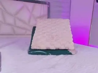 Camsoda Watch Live Sex Cams of kenda-ll