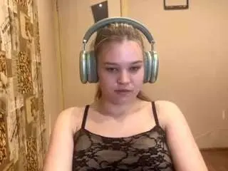 Camsoda Best Webcam of adrianpatterson