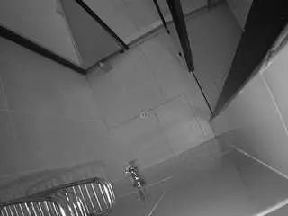 Camsoda Private Sex Chat of voyeurcam-jb-shower-2