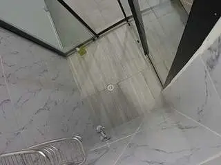 Camsoda Free Porn Cam of voyeurcam-jb-shower-2