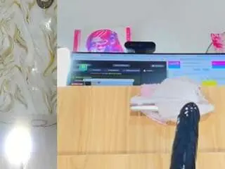 Camsoda Watch Live Sex Cams of keilyfunny3
