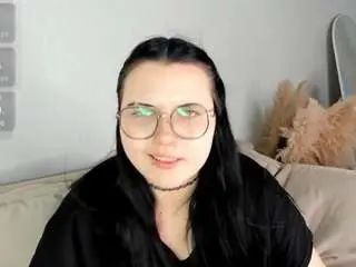 Camsoda Sex Cam of kira-gold
