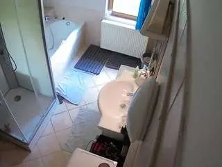Camsoda Live Porn of voyeurcam-julmodels-bath-2nd-2